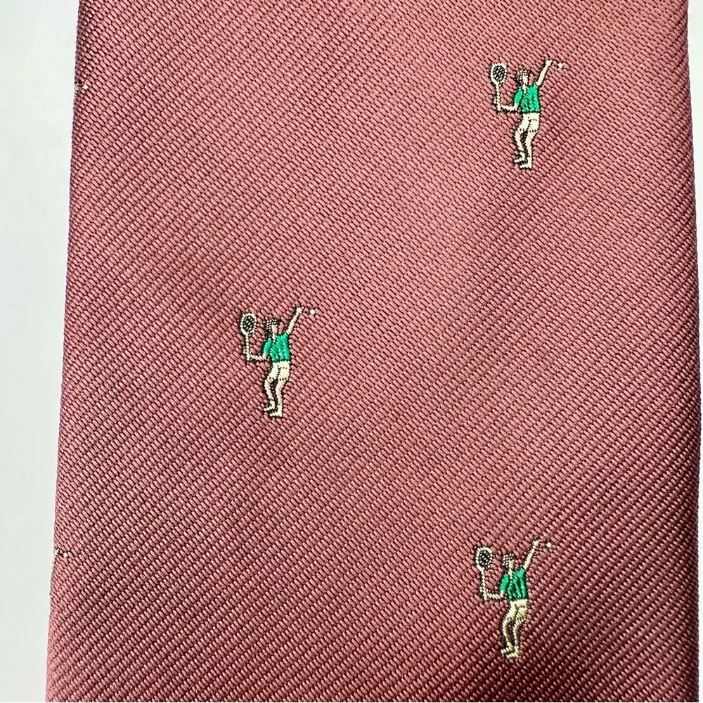 NWT & Vintage BRIAR Classic Mauve Tie w Embroidered Tennis Players